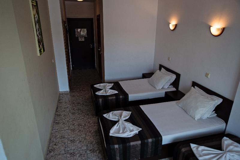 Готель Party Golden Sands Варна Екстер'єр фото